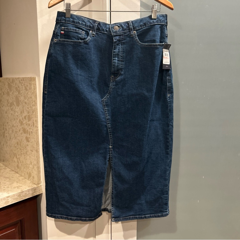Tommy Hilfiger Women’s Dark Denim Pencil Skirt Sz 10 NWT